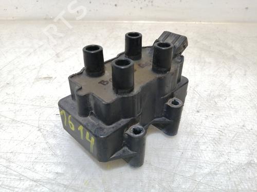 Used Ignition coil CITROËN SAXO (S0, S1) 1.4 VTS (75 hp) 17301474