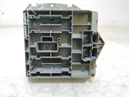 Fuse box FIAT PUNTO (188_) 1.2 16V 80 (188.233, .235, .253, .255, .333, .353, .639,... | BP17301887E1