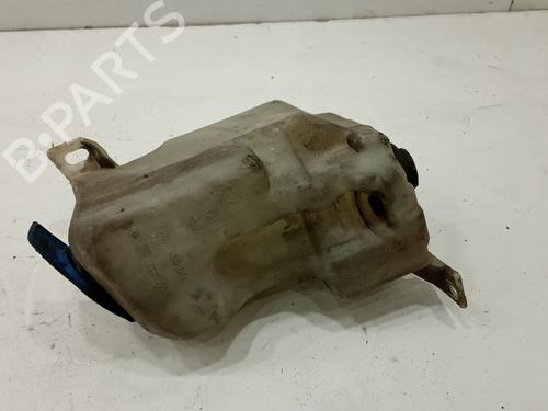 Used Windscreen washer tank VW GOLF IV (1J1) [1997-2008]  17259080