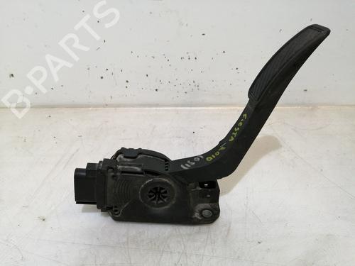 Pedal FORD FIESTA VI (CB1, CCN) [2008-2025]  17302451