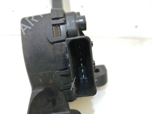 Pedal MITSUBISHI COLT Hatchback Van (Z3_V)  | BP17302456I4 