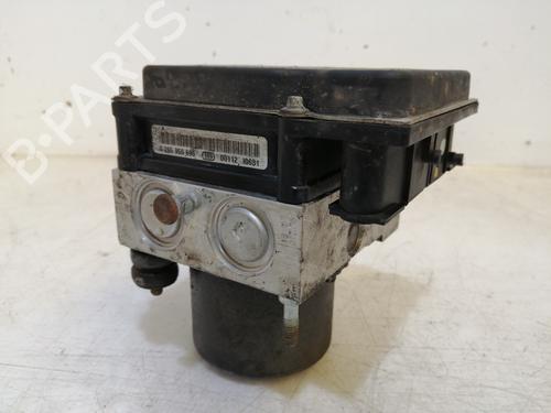 Used ABS pump HYUNDAI i30 Estate (FD) [2007-2012]  17302575