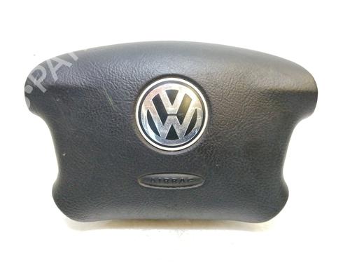 Driver airbag VW GOLF IV Variant (1J5) 1.4 16V (75 hp) 137705101