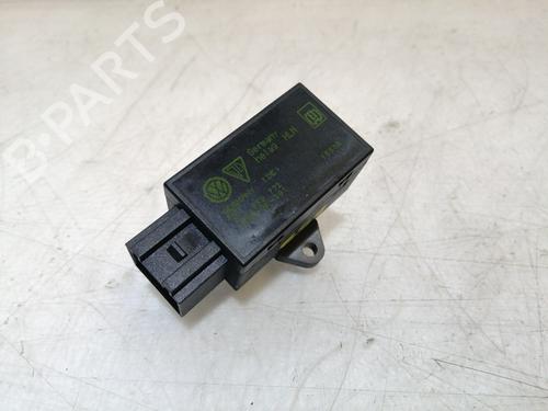 Module électronique VW TOURAN (1T1, 1T2) [2003-2011]  17302930