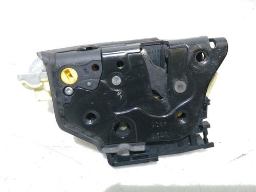 Rear left lock VW PASSAT B6 (3C2) 2.0 TDI | BP17303504C100