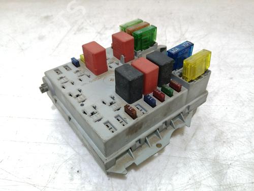 Caja reles / fusibles FIAT PUNTO (188_) 1.2 60 (188.030, .050, .130, .150, .230, .250) (60 hp) 17303520