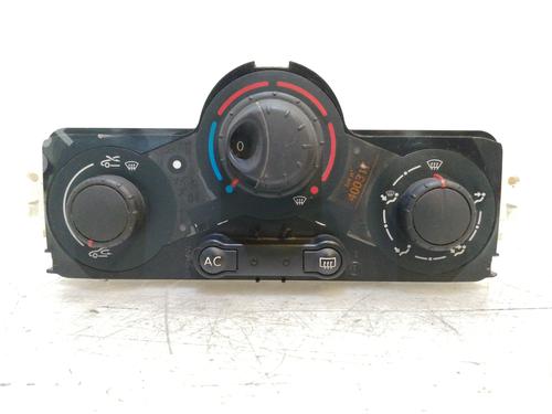 Używane Panel klimatyzacji / ogrzewania RENAULT MEGANE II (BM0/1_, CM0/1_) [2001-2012]  17303556