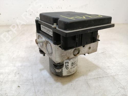Used ABS pump FIAT BRAVO II (198_) 1.6 D Multijet (198AXH1B) (105 hp) 17303564