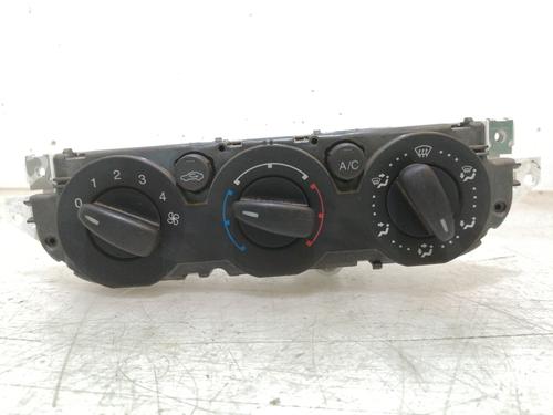 Mando climatizador FORD FOCUS II Turnier (DA_, FFS, DS) [2004-2012]  17303584