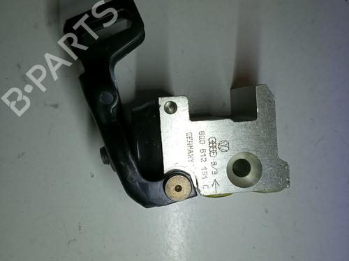 Used Ignition distributor SEAT CORDOBA (6K1, 6K2) [1993-2002]  17263731