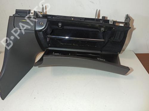 Used Glove box MERCEDES-BENZ E-CLASS (W211) E 220 CDI (211.008) (170 hp) 17263853