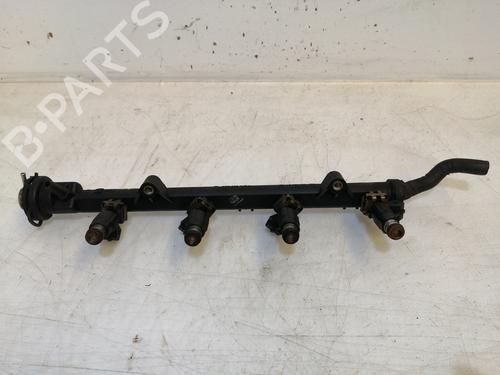 Used Injection rail SEAT IBIZA II (6K1) [1993-2002]  17304075