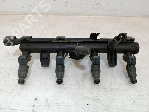Used Injection rail SEAT IBIZA II (6K1) [1993-2002]  17304100