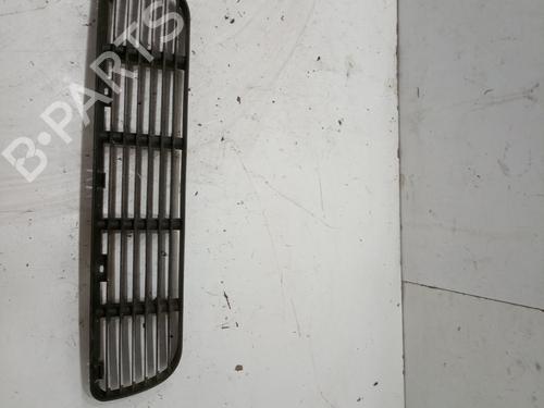 Used Grille VW POLO III (6N1) 50 1.0 (50 hp) 17264006