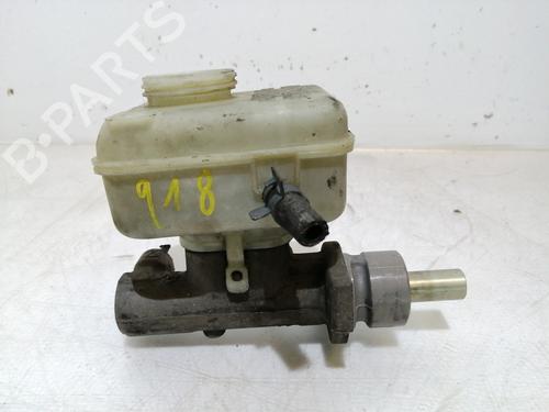 Bomba de freno VW GOLF IV (1J1) 1.4 16V (75 hp) 17304272