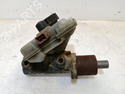 Used Brake master cylinder PEUGEOT 106 I (1A, 1C) [1991-1996]  17304321