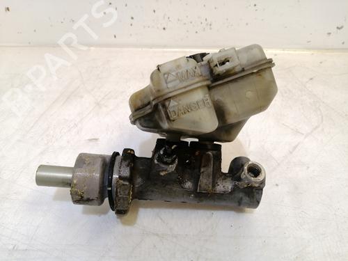 Used Brake master cylinder CITROËN SAXO (S0, S1) [1996-2004]  17304353