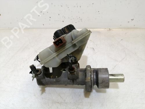 Used Brake master cylinder CITROËN SAXO (S0, S1) [1996-2004]  17304360