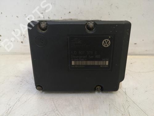 Używane Pompa ABS VW GOLF IV (1J1) 1.4 16V (75 hp) 17304933
