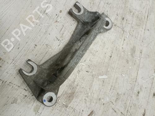 Used Engine mount RENAULT MEGANE II Estate (KM0/1_) [2003-2012]  17267382