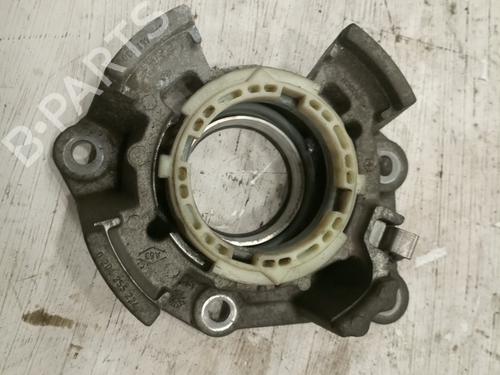 Used Engine mount RENAULT MEGANE II Estate (KM0/1_) [2003-2012]  17267385