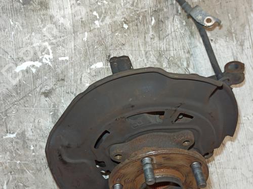 Used Right front steering knuckle TOYOTA AURIS (_E15_) [2006-2013]  17270796