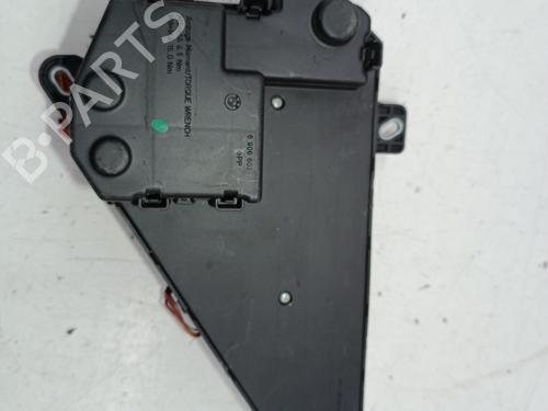 Fuse box BMW 5 (E60)  | BP17272528E1 