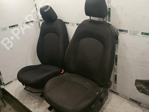 Seats set FIAT GRANDE PUNTO (199_) 1.3 D Multijet (76 hp) 17272727