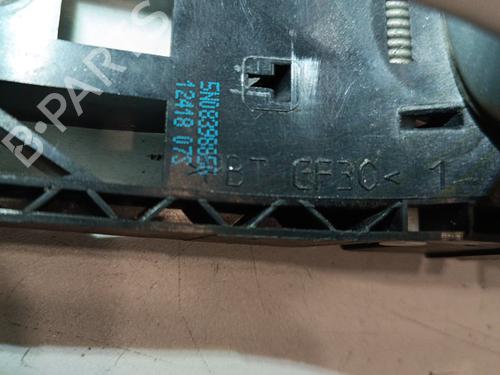 Rear left exterior door handle VW GOLF VI (5K1) 2.0 TDI | BP17274046C130 