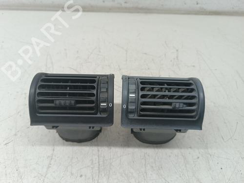 Difusor / Saída de ar BMW 3 Compact (E36) 318 tds (90 hp) 8390217. 8390218