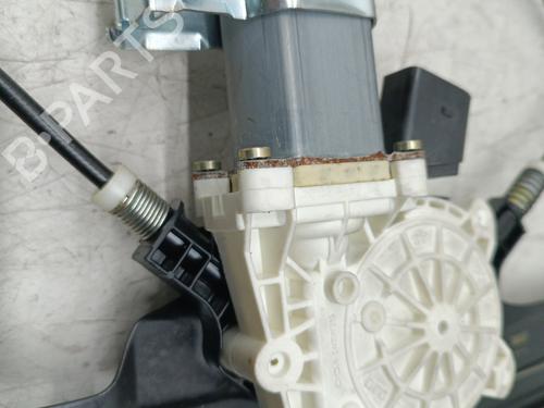 Rudehejsemekanisme Højre foran BMW 5 (E60) | BP17276244C23