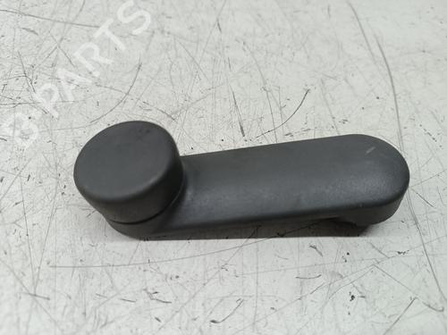 Panneau de porte avant droite OPEL CORSA B (S93) 1.2 i (F08, F68, M68) (45 hp) 17279324