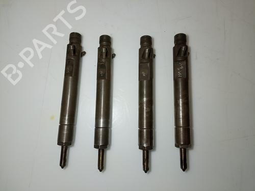 Injector FORD FOCUS I (DAW, DBW) [1998-2009]  17280115