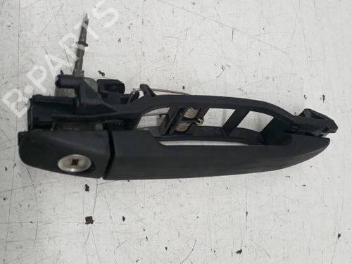 Used Front left exterior door handle MERCEDES-BENZ SLK (R170) 230 Kompressor (170.447) (193 hp) 17280436