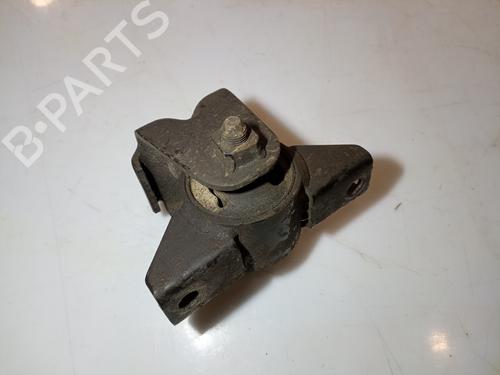 Engine mount MITSUBISHI PAJERO II (V3_W, V2_W, V4_W, V5_W) 2.5 TD 4WD (V24C, V24W) (99 hp) 17280566