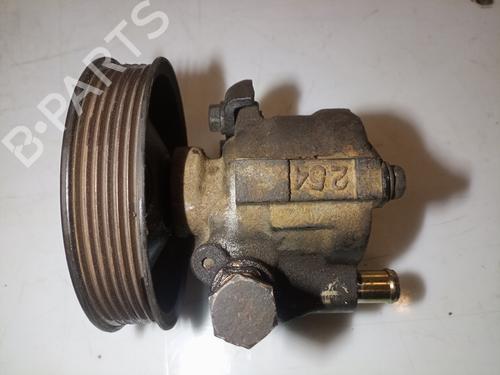 Used Steering pump VOLVO 460 (464) [1988-1996]  17282241