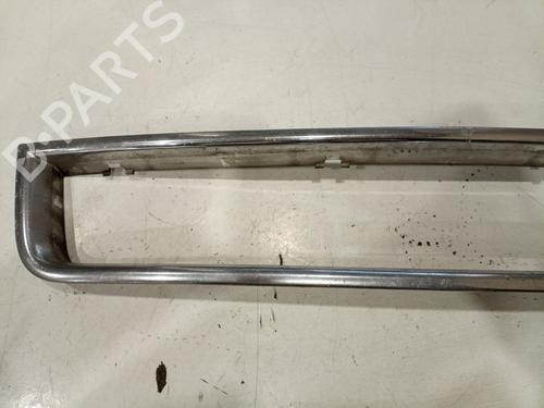 Front grille AUDI A4 B6 Avant (8E5) 1.9 TDI (130 hp) 17285009