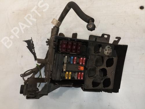 Used Fuse box PEUGEOT 406 (8B) 1.6 (88 hp) 17285453