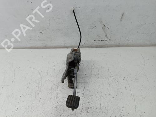 Hand brake MERCEDES-BENZ C-CLASS (W202) C 220 D (202.121) (95 hp) 17286129