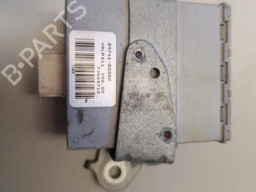 Used Electronic module TOYOTA COROLLA (_E12_) [2001-2008]  17306074
