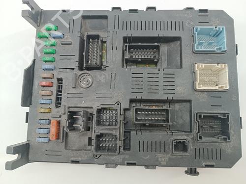 Fuse box CITROËN C5 III (RD_) | BP18117575E1