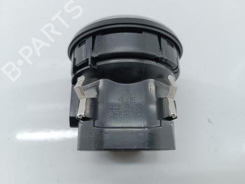 Used Air vent MERCEDES-BENZ CLA Shooting Brake (X117) CLA 200 CDI / d (117.908) (136 hp) 18245100