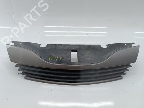 Used Grille RENAULT LAGUNA II Grandtour (KG0/1_) [2001-2007]  18330027