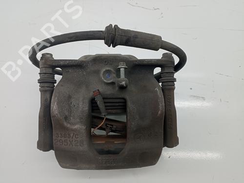 Used Right front brake caliper MERCEDES-BENZ CLA Shooting Brake (X117) CLA 200 CDI / d (117.908) (136 hp) 18651876