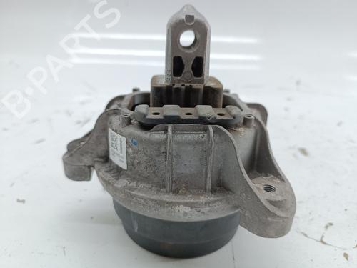 Used Engine mount BMW 5 (F10) 520 d (184 hp) 18652281