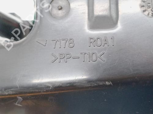 Fuse box TOYOTA YARIS (_P9_)  | BP19021950E1