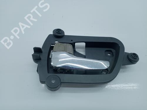 Used Front left interior door handle MITSUBISHI GRANDIS (NA_W) [2003-2011]  19145870