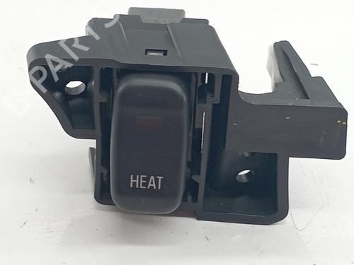 Switch MITSUBISHI GRANDIS (NA_W) | BP19181379I30