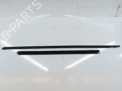 Used Front right interior door handle Front right interior door handle CITROËN DS5 2.0 HDi 165 Hybrid4 4x4 (163 hp) 19408996 19408996