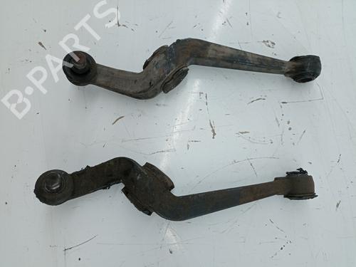 Querlenker rechts vorne für PEUGEOT 309 I (10C, 10A) [1985-1989]  19416311